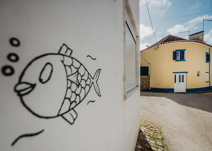 Aloha Surf House *