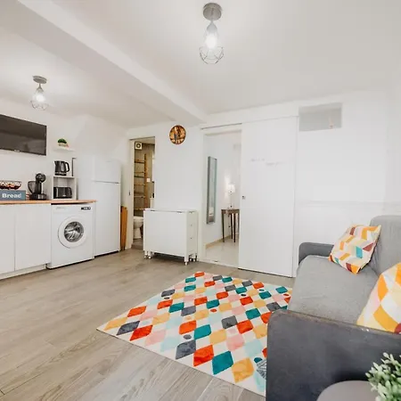 Aloha Surf House Ericeira